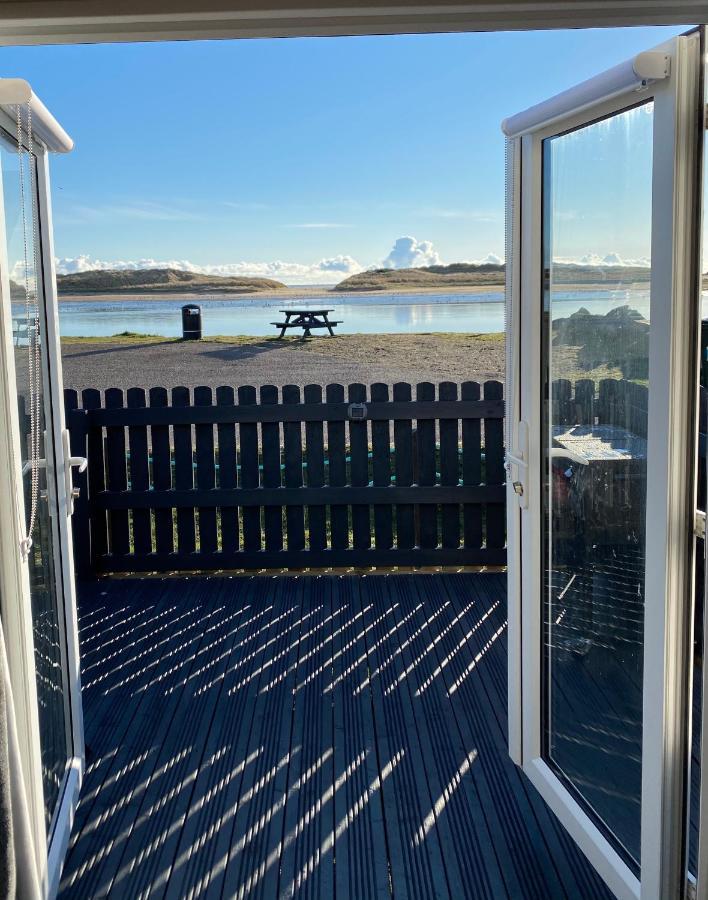 Beachfront Lodge, Lossiemouth Bay Exterior photo
